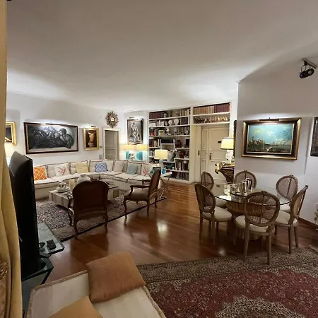 Wurth Al Gianicolo Bed and Breakfast 4*